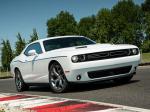 Dodge Challenger SXT 2015 года